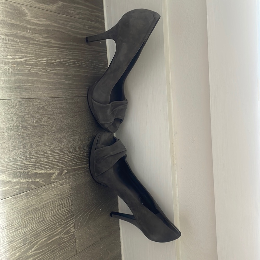 Nine West Pump